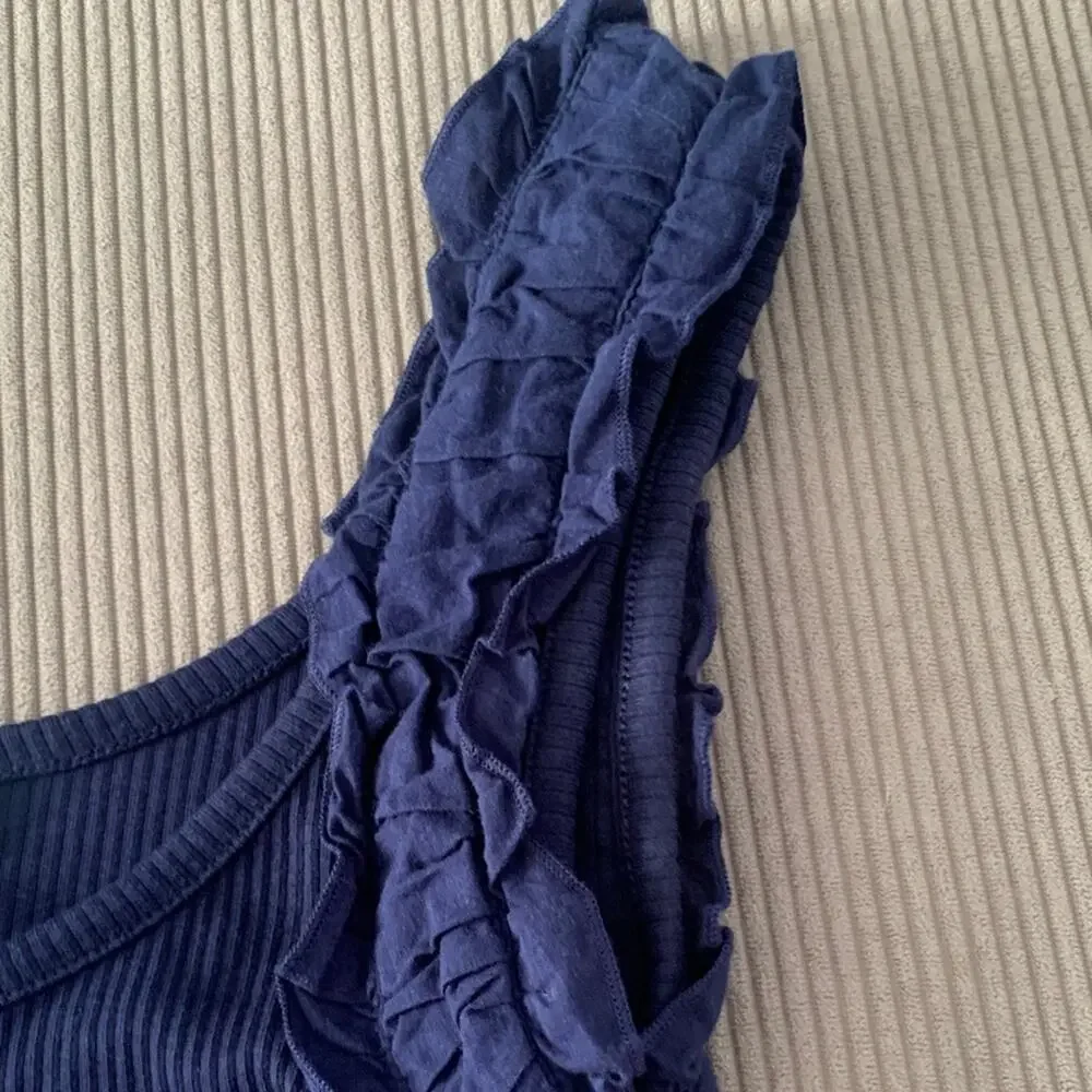 J.Crew size small navy Blue Ribbed tank ruffle Shirt preppy lilly cute summer